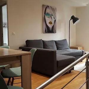 https://venizelos.fr-provencehotel.com