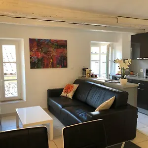 https://deux-pieces-dans-le-suquet-cannes.fr-provencehotel.com